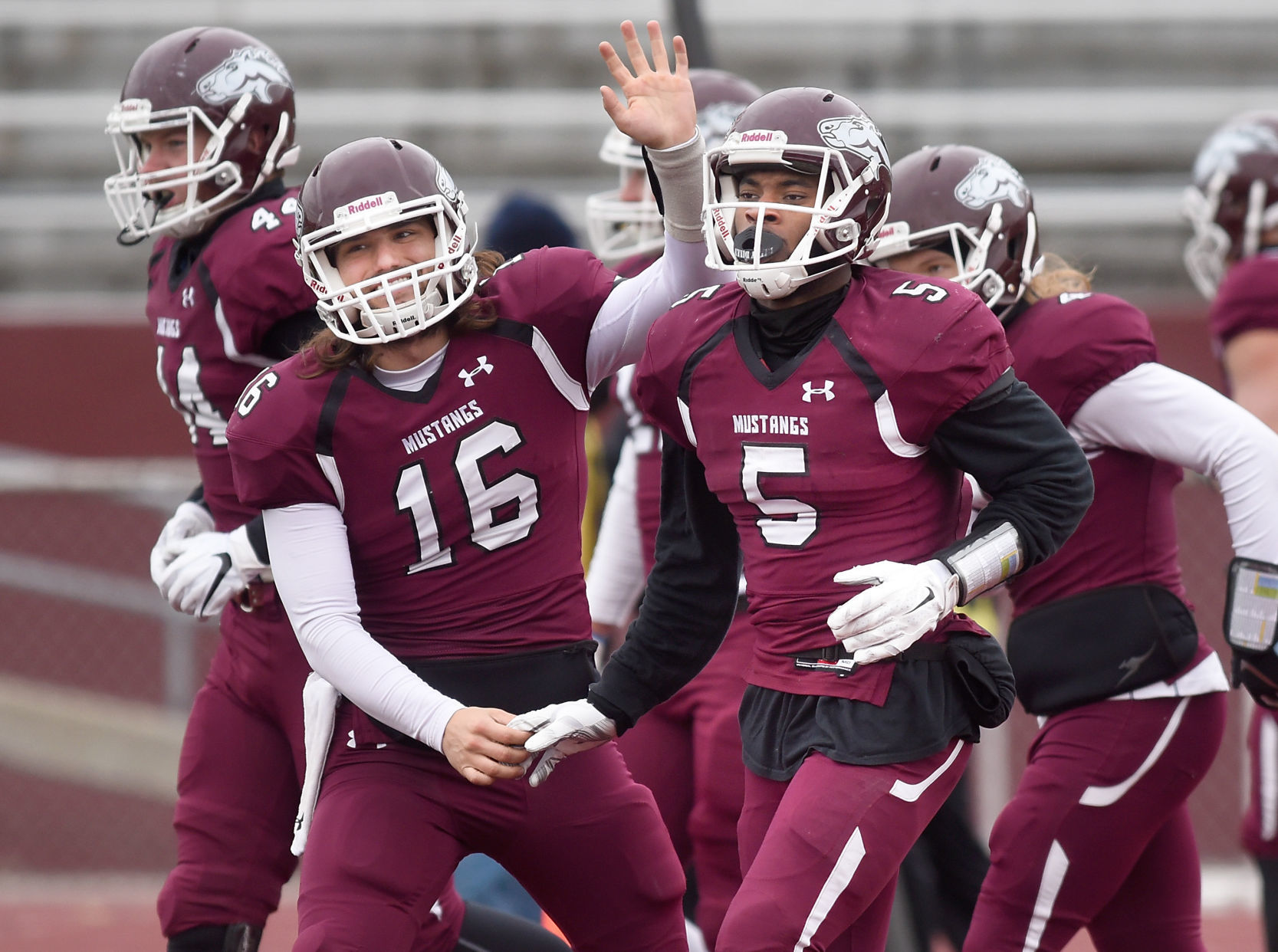 Football Rocky Mountain at Morningside